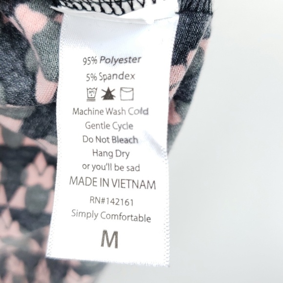 Lularoe disney top szM - Picture 5 of 6